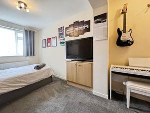 Bedroom 2- click for photo gallery